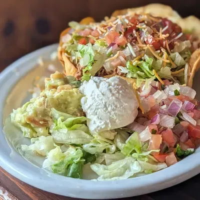 Taco salad with guacamole and pico de gallo